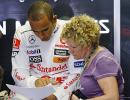 Hamilton dedicates victory to his mother