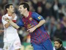 10-man Osasuna bring Levante down to earth, Barca thump Mallorca