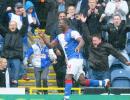 Blackburn stun Arsenal, record first win of season