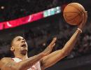 NBA: Rose withers but Bulls top Heat