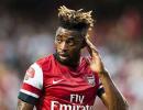 Arsenal midfielder Song set for Barca move