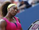 Federer, Serena march on in US Open heat