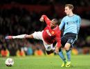 Europa League: United outplayed but still scrape through