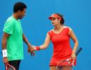 India cap a good day at Aus Open