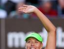 PHOTOS: Sharapova, Azarenka set up final showdown