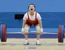 China's Wang eases to victory in 48kg lift