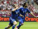 Poland held by Greece as two sent off