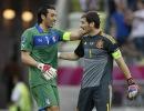 PHOTOS: Stubborn Italy give Spain food for thought