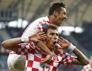 Mandzukic strike earns Croatia draw against Italy