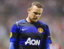 Rooney apologises for breaking young fan's wrist