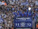 Photos: London turns blue as Champions Chelsea return