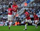 Man United in rampant mood, four straight wins for Spurs