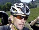 Armstrong steps down from charity Livestrong