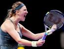 WTA C'ships: Azarenka, Sharapova survive marathons