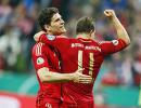 Shaqiri, Gomez steer Bayern to Cup final