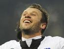 Parma's Cassano nets 100th Serie A goal in draw