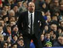 Angry Benitez lashes out at Chelsea board, fans