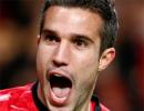 Van Persie shines again as Manchester United march on