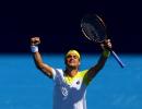 Australian Open: Easy wins for Sharapova, Ferrer