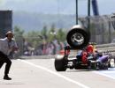 FIA imposes pit lane clampdown