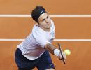 French Open: Federer scrapes past Simon