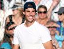 Rivals Federer, Nadal set to meet in last eight