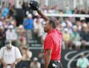 Photos: To his rivals, Tiger looks like Tiger again