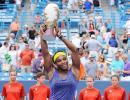 PHOTOS: Serena waltzes past Ivanovic to win Cincinnati title