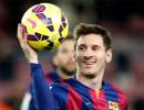 Hat-trick and 400th club goal for Messi in Barcelona rout