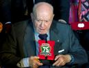 Sports shorts: Di Stefano in critical condition after heart attack