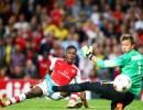 Champions League: Arsenal demolish Galatasaray with Welbeck treble