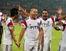 Controversial penalty helps NorthEast settle for a draw with Goa