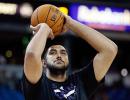 Sim Bhullar's NBA debut delayed