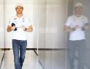 Despite Hamilton rift, Rosberg extends Mercedes contract