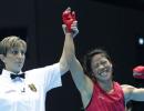 Mary Kom floored by Obama pat!