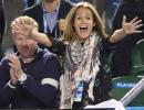 After fiance's F-word fusillade, Murray out in 'Open' to defend her!