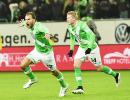 Bundesliga: Dost helps Wolfsburg end Bayern's unbeaten run