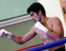 Vijender accepts Amir Khan's challenge to fight in India