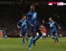 Welbeck sinks United as Arsenal reach FA Cup semis