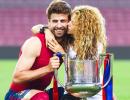 PHOTOS: Sexy Shakira and Pique's adorable PDA!