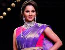 India's 'tennis sensation', Sania turns 29. Wish her!