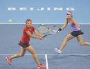 Sania-Hingis cruise into China Open quarters