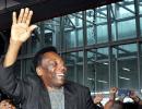 Pele returns to rousing welcome in Kolkata