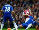 EPL PHOTOS: Chelsea's woes continue; Arsenal go top of table