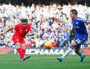 EPL PHOTOS: Coutinho sizzles in Liverpool's 'special' win at Chelsea