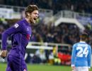 Chelsea sign defender Alonso from Fiorentina