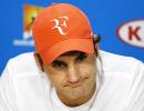 Federer sidelined for a month after undergoing knee surgery