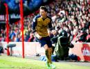 Arsenal back in EPL title race with win at Bournemouth