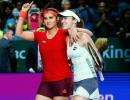 Unstoppable Sania-Hingis make it 25 WINS in a row; enter Brisbane final!