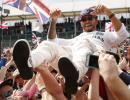 Hamilton urges fans not to boo Rosberg